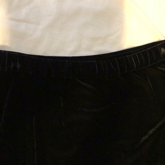 Black velvet skirt size L - Picture 3 of 3